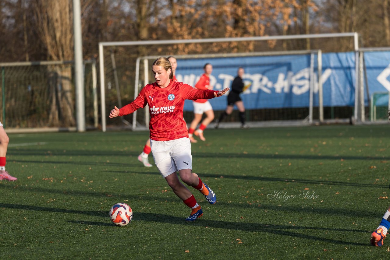 Bild 115 - wBJ Hamburger SV - Holstein Kiel : Ergebnis: 8:0